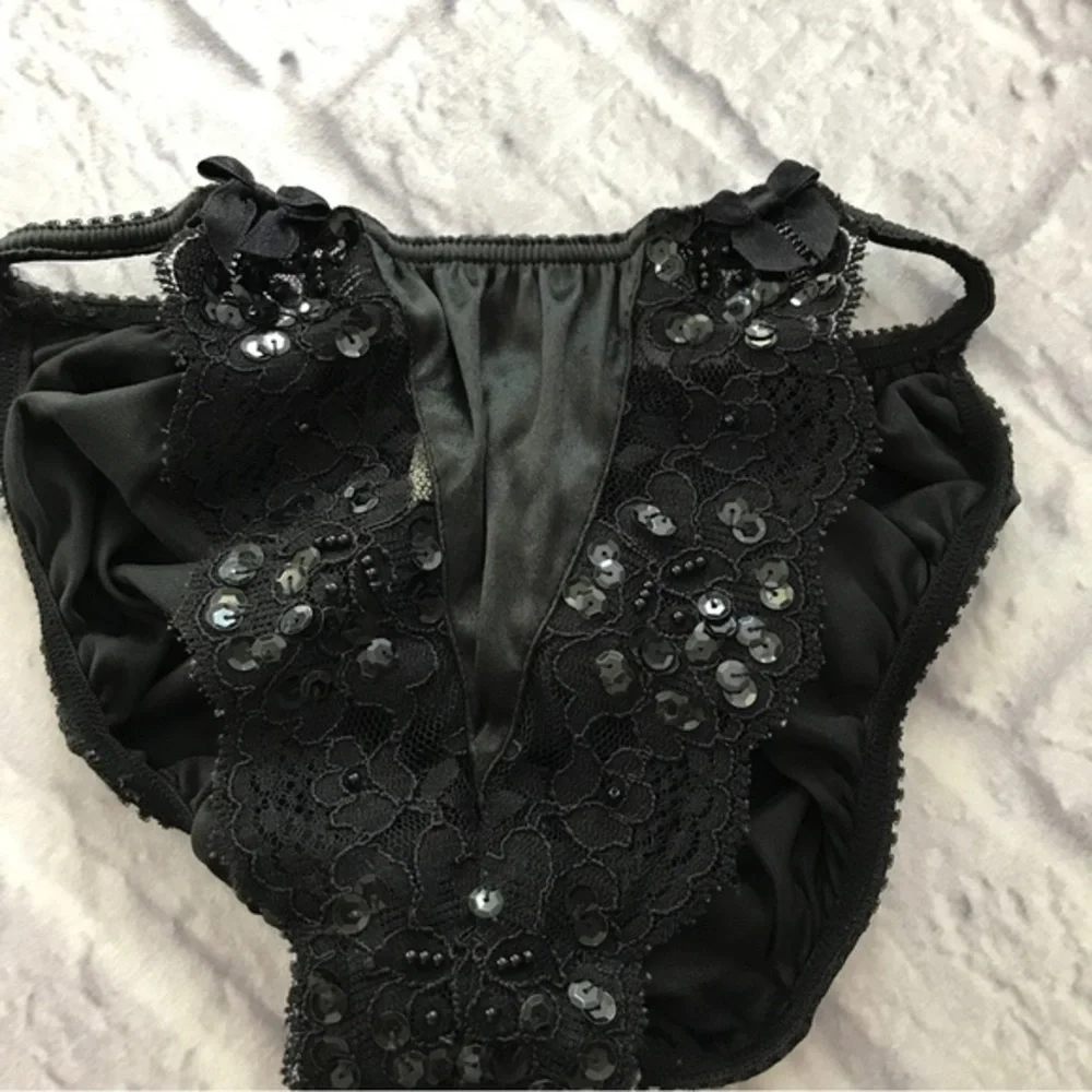 Vintage 90’s Victoria’s Secret Sequin and Beaded Satin Black String Bikini CTRR‎